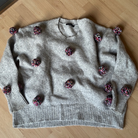 Zara Knits PomPom Sweater size small - Picture 4 of 10